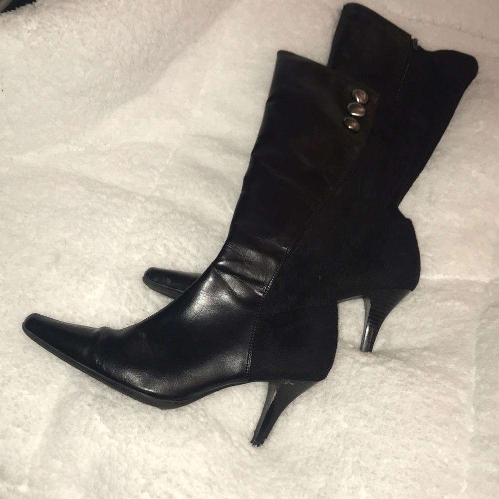 Beautiful black leather/suede boots